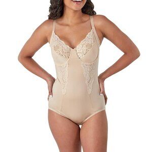 NWT MAIDENFORM Ultra-Firm Body Shaper with Built-In Underwire Bra, 42DD